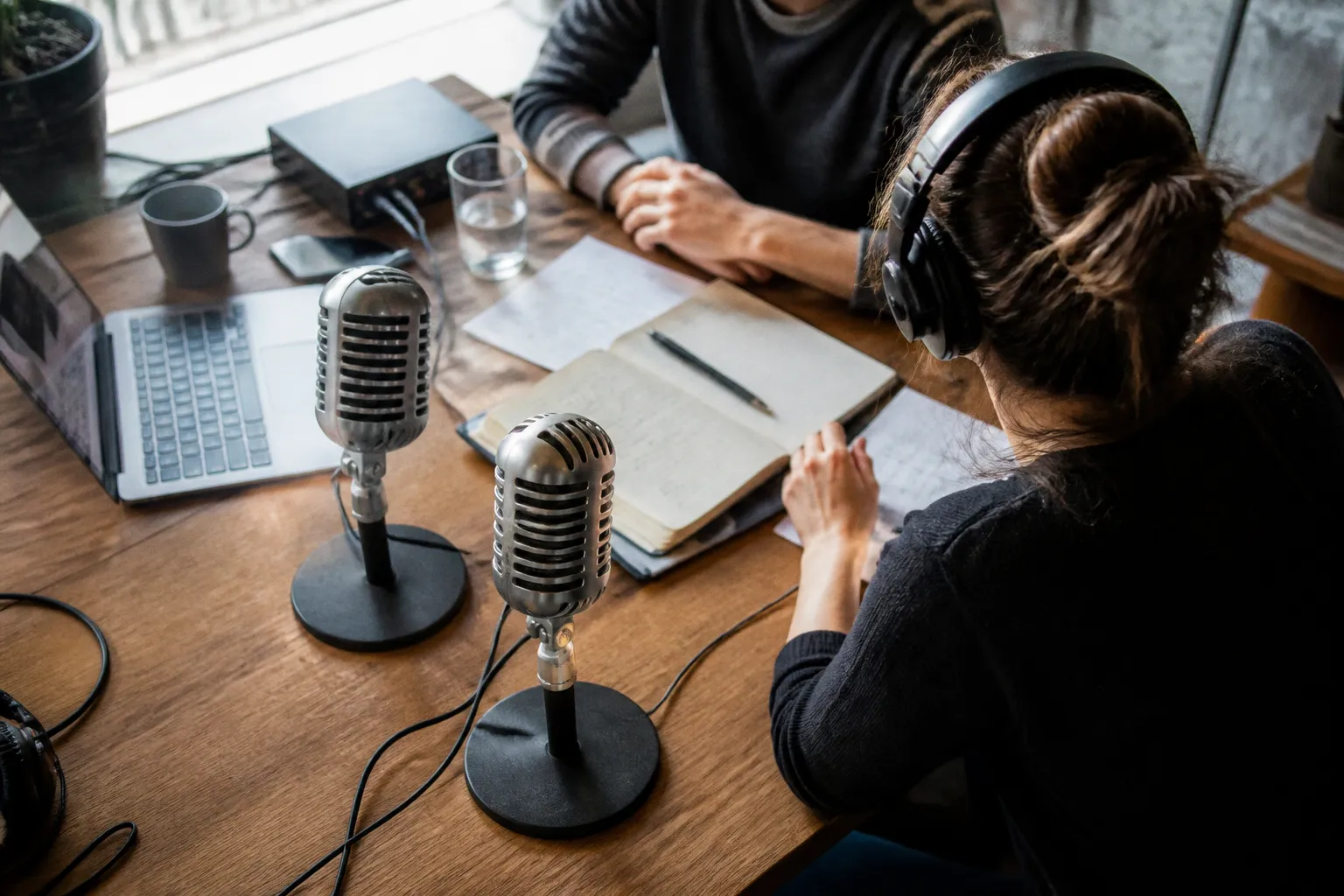 Gründungswege im Kreativ-Business: Solo oder im Team?