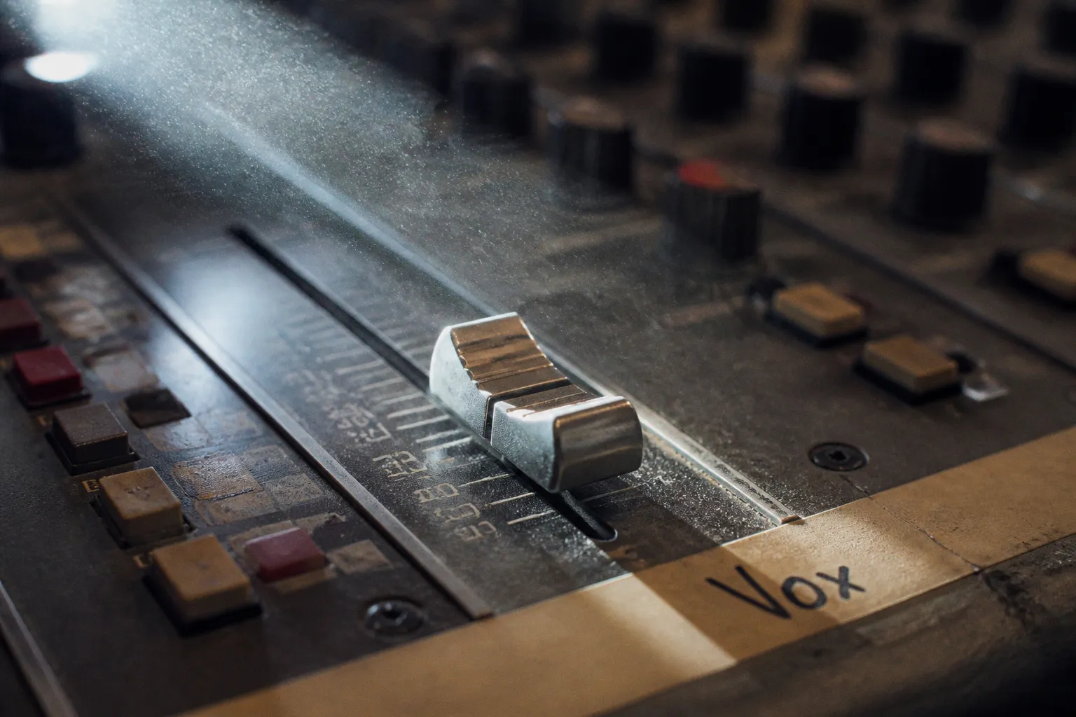 Tiefenstaffelung im Mix: Der Weg zum dreidimensionalen Sound